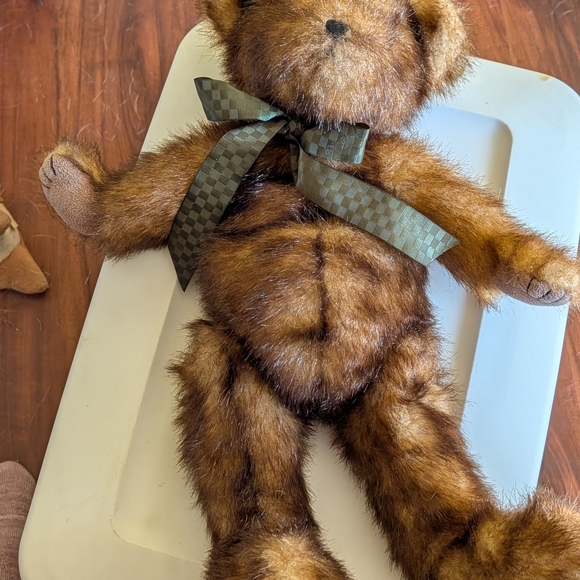 Collectible Boyds Bears Brown Stuffed Animal with Green Ribbon - Picture 3 of 5